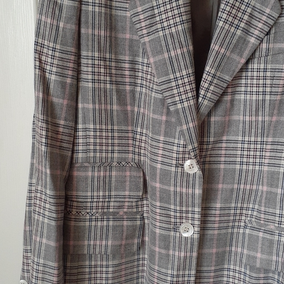 Burberry's of London Jacket - Picture 3 of 6